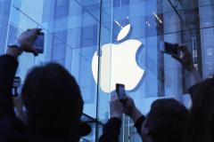 iPhone Fights Samsung Galaxy S4 With Website