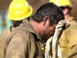 Firefighters Make Stand: Images From the Fire Line