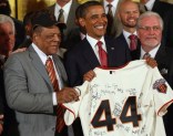 Obama Welcomes the Giant to the White House
