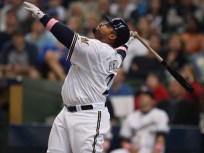 Giants Give Bad Reviews to Brewers' Dance Act