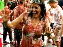 Watch a Giant Tomato Fight on the Streets of Reno