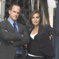 Mariska Hargitay & Christopher Meloni Returning To 'Law & Order: SVU'