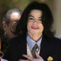 LAPD Chief: Michael Jackson's Casket Will Be At Public Memorial