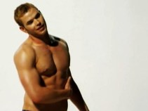 Kellan Lutz Poses In His Skivvies For Calvin Klein