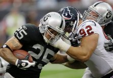 Raiders Stuffed by Houston in 29-6 Loss