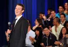Mark Zuckerberg Hires a Security Team