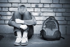Dad Slams School for Moving Victim, Not Bully