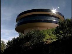 A Room with a Rotating View