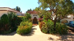 Thieves Strip Million Dollar Mansion