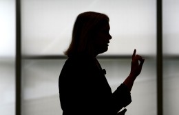 Dirty Dotcom Deals May Doom Whitman Campaign