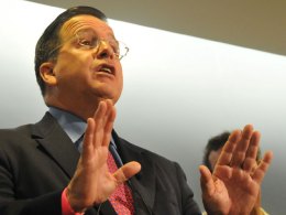 Aguirre Pushes City Council to Consider Municipal Bankruptcy 