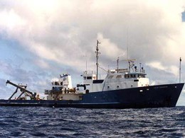 Scientists Probe "Great Pacific Garbage Patch"