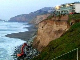 Pacifica Bluff Battle: Score One for Land Dwellers