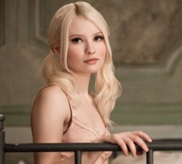 Review: “Sucker Punch” Only a Glancing Blow