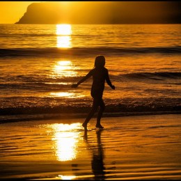 [sandiegogram] #sunset #sand #all_sunsets #ignature #igdaily #instahub #instamood #instadaily #instadaily #instaglobal_sunset #instanaturelover #ignaturefinest #instagrammer #insta_global #ig_snapshots #silhouette #sandiego #sandiegogram #sandiegosig