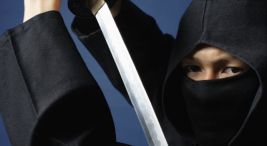 Ninja Robs Dry-Cleaner With Samurai Sword