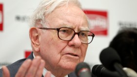 Opinion: Bankruptcies Spook Buffett