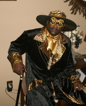 Pimping Posts on FB Clear Suspect