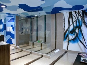 The 10-Person Shower