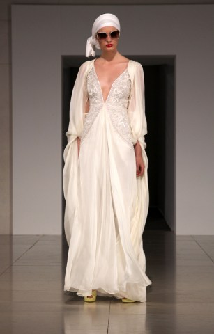 Old Hollywood Glam With a Modern Twist