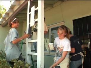 Kids From Around U.S. Lend Hand in San Diego