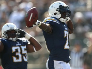 LT and Teammates Have Flu