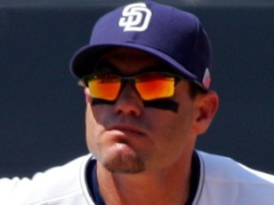 Former Padre Marcus Giles Arrested  
