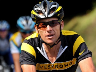 Lance Armstrong Tweets for Biking Buddies