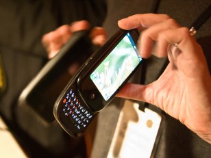 Palm Pre Told to Stop Impersonating the iPod