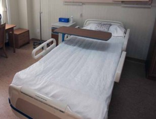 Tourists Warned of Local Hospitals