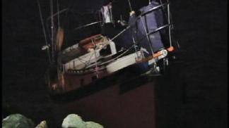 Boat Adrift Near Shelter Island: Raw Video