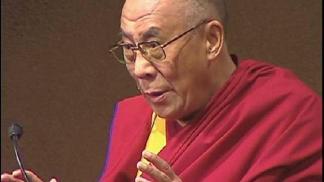 Dalai Lama Arrives in San Diego