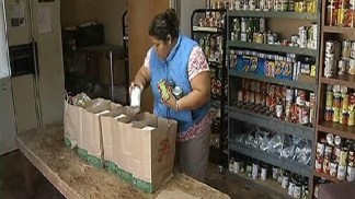 More Latinos Using Food Pantries