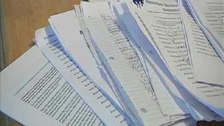 RB Students Bring Petition to Superintendent
