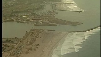 Search for Missing Swimmer Now Recovery: Lifeguards