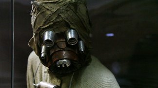 Star Wars Exhibit: Dramatic Photos