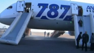 Dreamliner Flight From SD Grounded