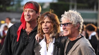 Steven Tyler: I Want To Be Johnny Depp's 'Pirates' Brother!