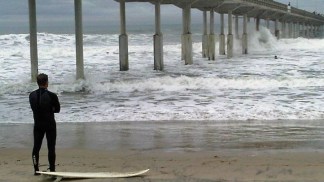 Huge Waves Hit Ocean Beach