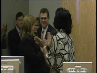 Applause Greets Grier in Houston