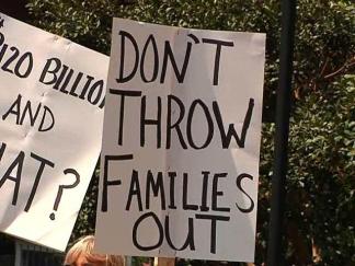 Homeowners Frustrated With Banks