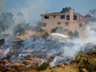 Dramatic Images: Spring Valley Fire