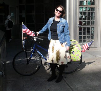 How to Wear a Skirt on a Bike