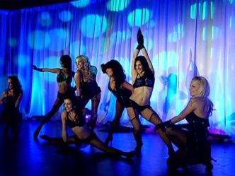 Lollipop Girls Perform