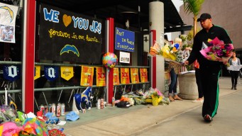 Fundraiser Held at Seau's Restaurant