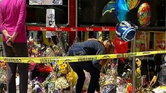 Chargers Plan Public Memorial for Seau