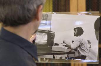 Stanford Unveils Steve Jobs Archives