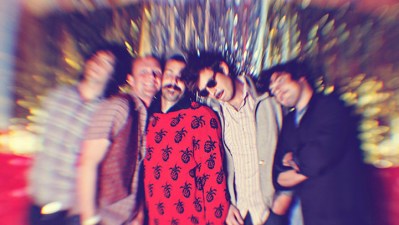 Spend NYE With The Growlers