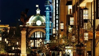 Starry Seasonal Shopping Deal in LA