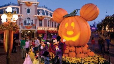 Disneyland Halloween Starts Early